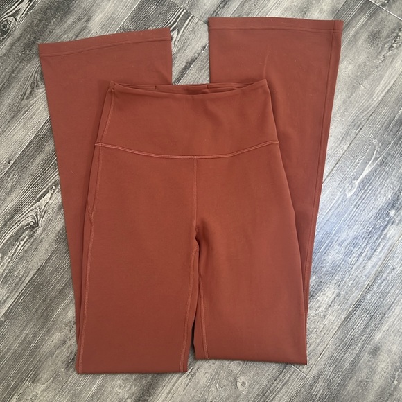 Lululemon Groove Nulu Super High Rise Pant - Picture 2 of 7